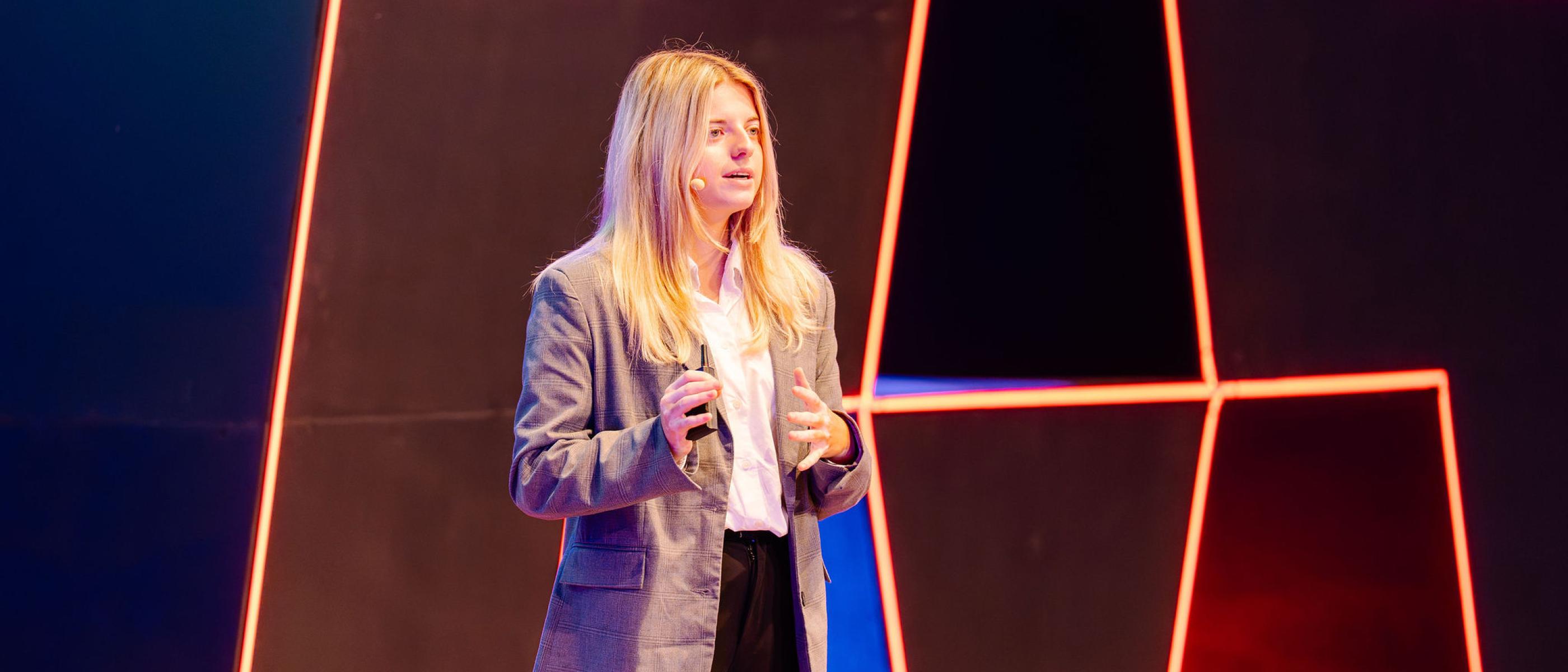  Laure De Schoenmacker